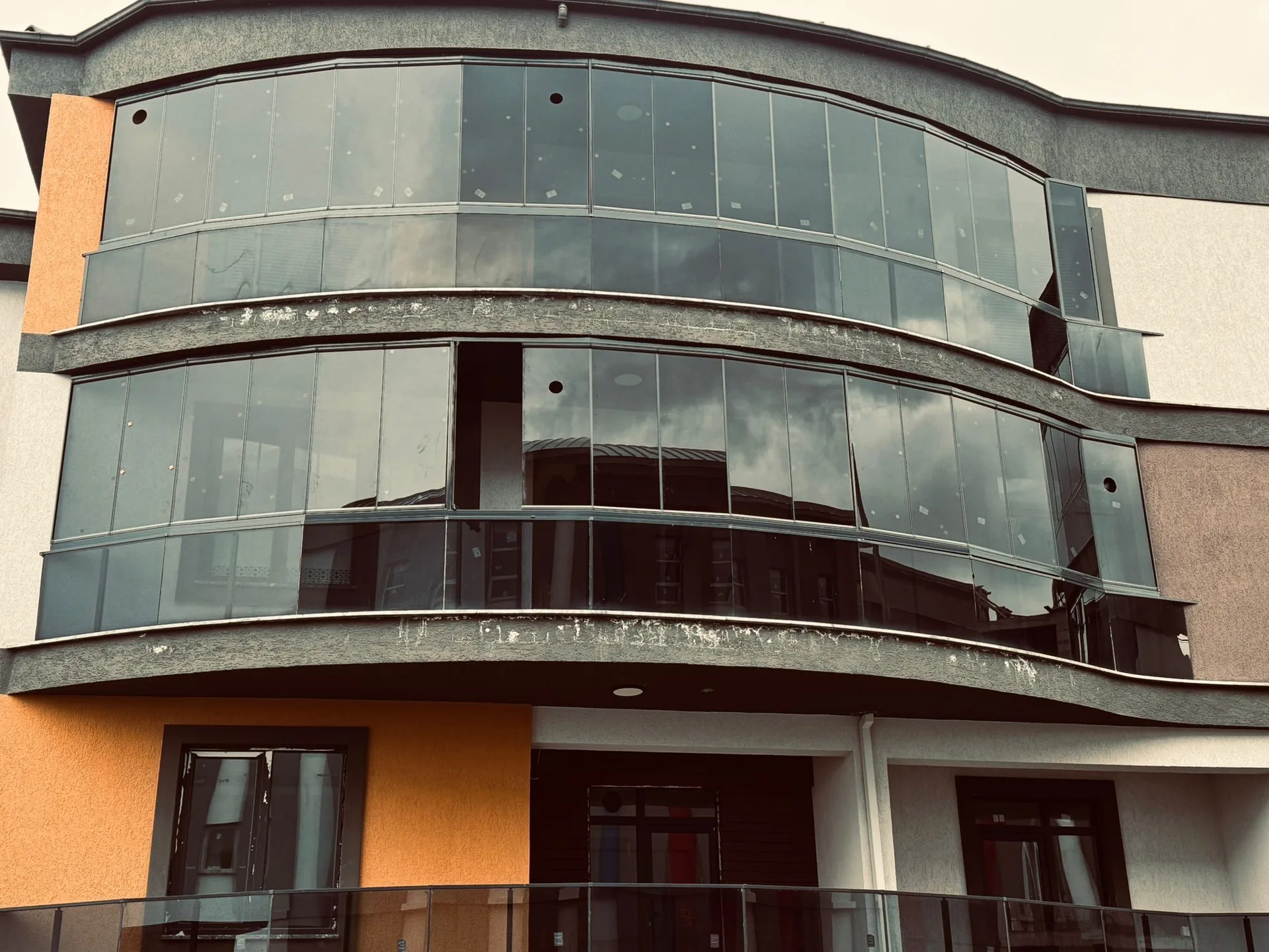 Ertaş Cam Balkon